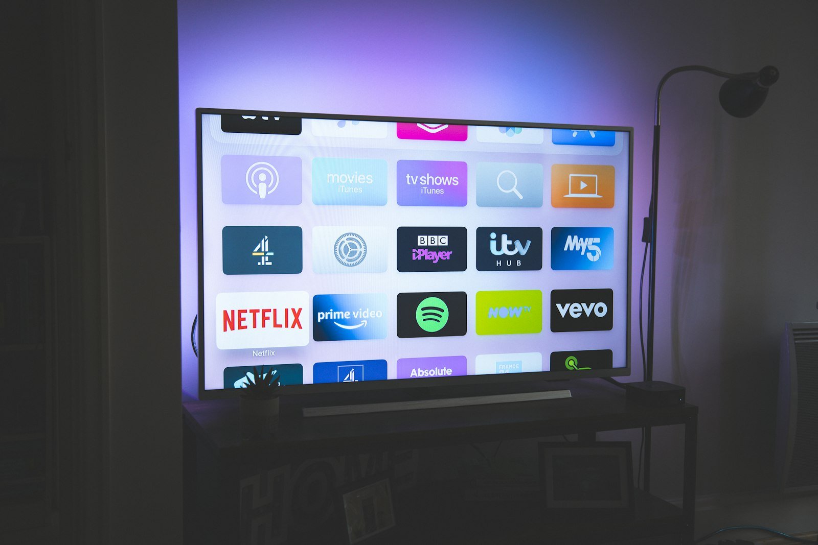Strong IPTV – The Future of Premium Streaming Entertainment